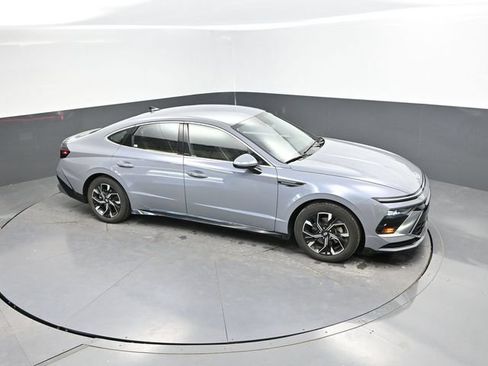 Used 2025 Hyundai Sonata SEL FWD image 35