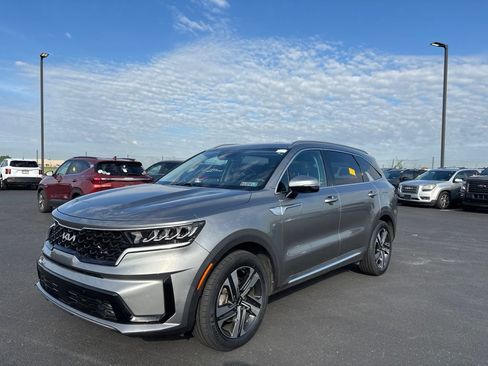 Certified 2023 Kia Sorento EX AWD/4WD image 7