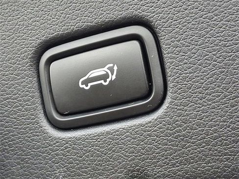 Certified 2021 Hyundai Palisade Limited w/ Cargo Package image 31