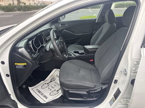 Used 2015 Kia Optima LX FWD image 10