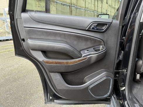 Used 2019 Chevrolet Tahoe LT image 44