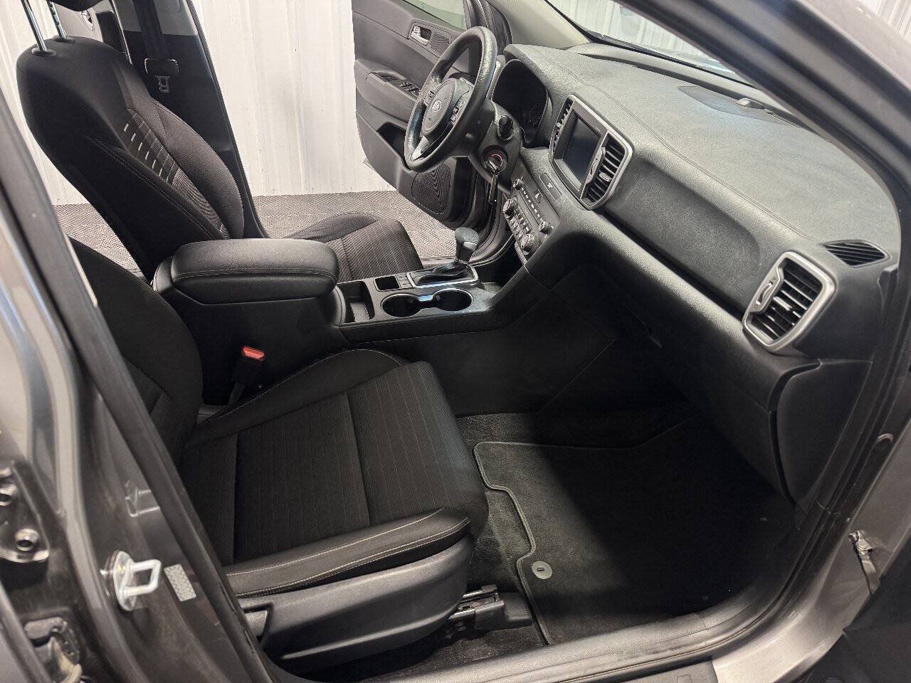 Used 2017 Kia Sportage LX w/ LX Popular Package AWD/4WD image 15