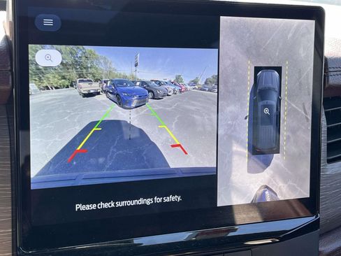 Used 2023 Ford Expedition Max Limited image 21