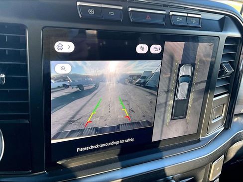 Used 2023 Ford F350 Lariat w/ Chrome Package image 22