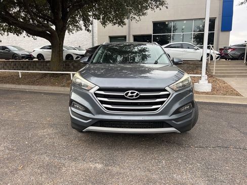 Used 2018 Hyundai Tucson Sport image 2
