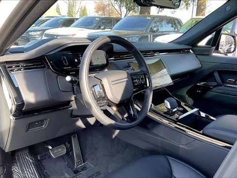 New 2026 Land Rover Range Rover Sport Dynamic SE image 8