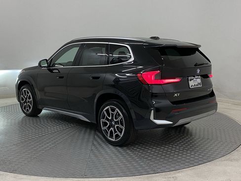 Used 2025 BMW X1 xDrive28i w/ Convenience Package image 3