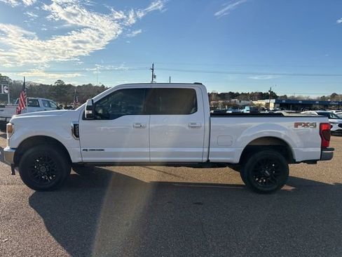 Used 2020 Ford F250 Lariat w/ Lariat Ultimate Package image 6