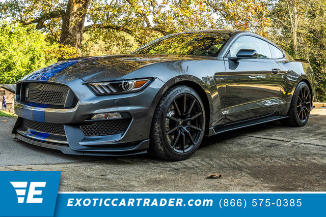 Used 2018 Ford Mustang Shelby GT350 w/ Convenience Package RWD image 1