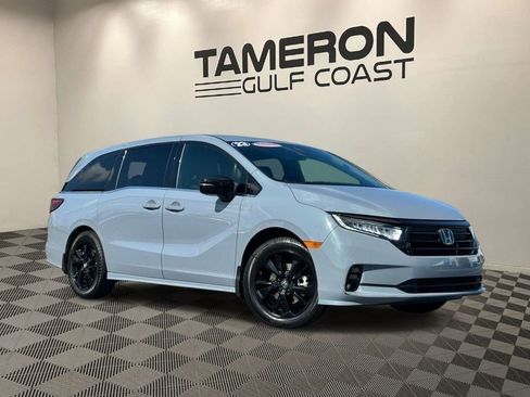Used 2023 Honda Odyssey Sport image 1