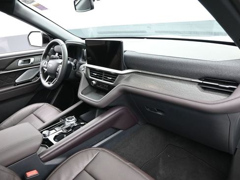 New 2026 Ford Explorer Platinum w/ LUX Leather Package image 31