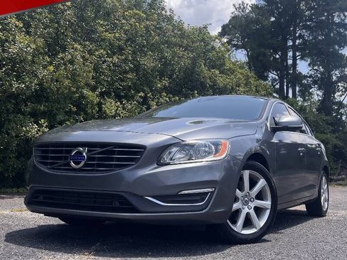 Used 2016 Volvo S60 T5 Premier FWD image 1