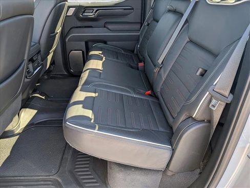 Certified 2024 GMC Sierra 1500 AT4X image 25