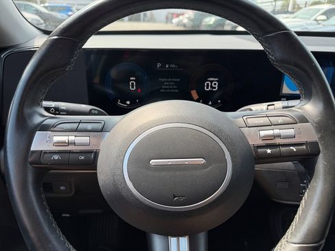 Used 2024 Hyundai Kona SEL AWD/4WD image 32