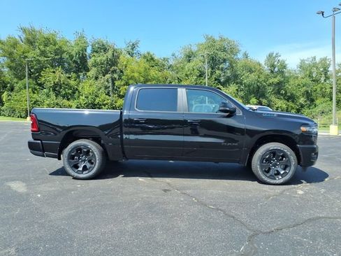 New 2027 RAM 1500 Big Horn w/ Night Edition AWD/4WD image 8