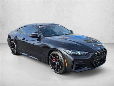 Certified 2025 BMW 430i Coupe w/ M Sport Package image 3