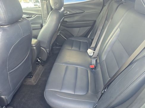 Used 2023 Chevrolet TrailBlazer LT FWD image 14