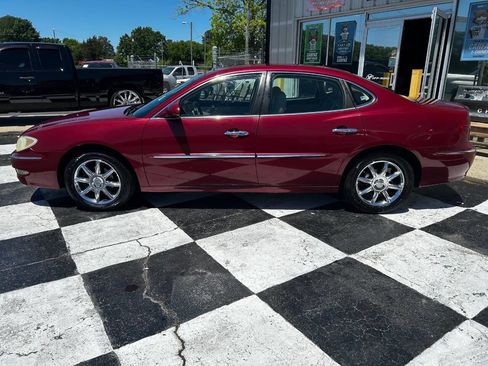 Used 2005 Buick LaCrosse CXS w/ Gold Convenience Package FWD image 2