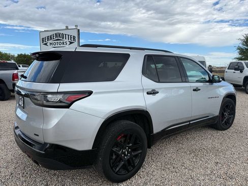 Used 2021 Chevrolet Traverse Premier w/ Redline Edition AWD/4WD image 10