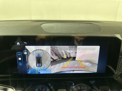 New 2026 Mercedes-Benz GLB 250 4MATIC image 17