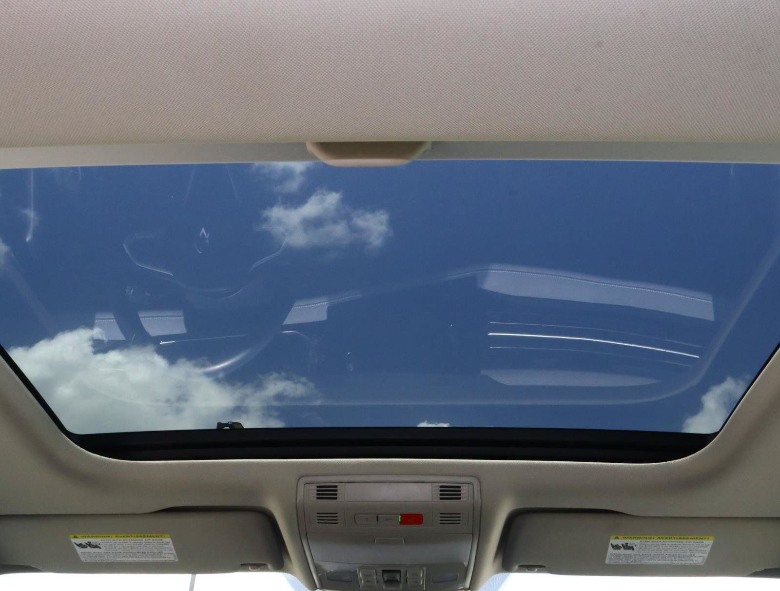 Used 2025 Volkswagen Jetta SEL FWD image 11