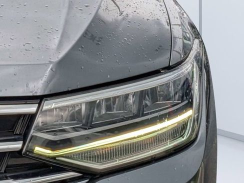 Certified 2023 Volkswagen Tiguan S FWD image 9