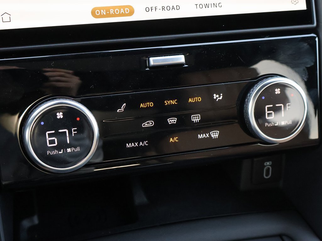 New 2026 Land Rover Discovery Dynamic SE AWD/4WD image 26