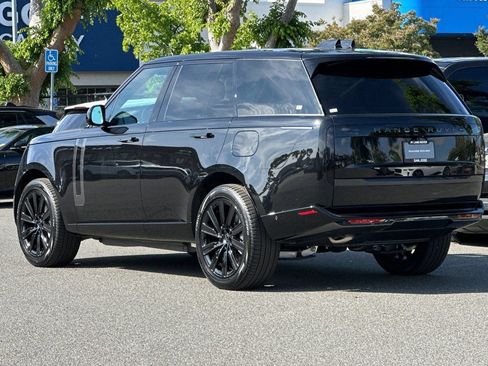 New 2026 Land Rover Range Rover SE AWD/4WD image 2