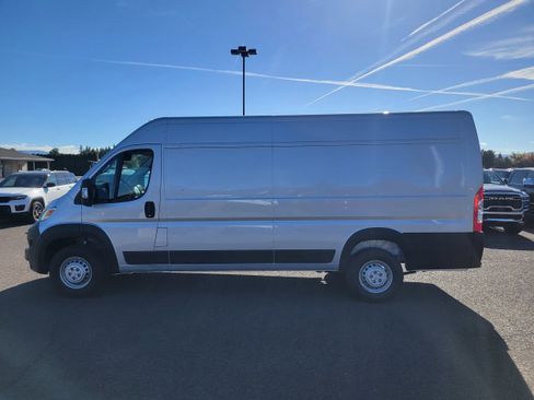 New 2026 RAM ProMaster 3500 w/ Convenience Group image 13