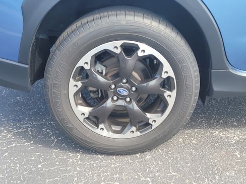 Used 2022 Subaru Crosstrek 2.0i image 9