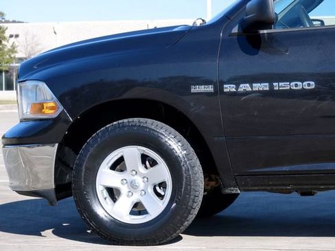 Used 2011 RAM 1500 Classic SLT w/ Remote Start & Security Group image 30