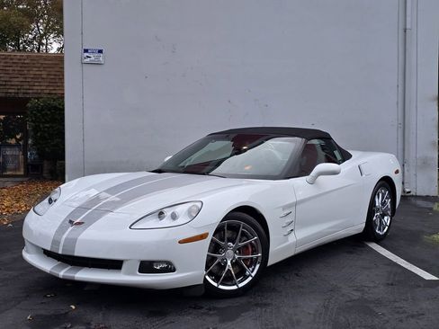 Used 2011 Chevrolet Corvette Convertible w/ Preferred Equipment Group image 3