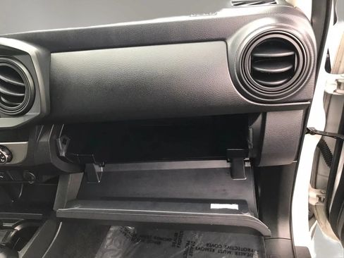 Used 2020 Toyota Tacoma SR w/ SX Package AWD/4WD image 46