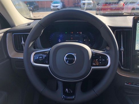 New 2026 Volvo XC60 B5 Ultra w/ Protection Package Premier image 19