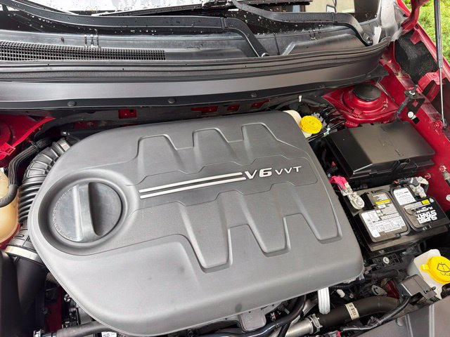 Used 2016 Jeep Cherokee Latitude w/ Cold Weather Group AWD/4WD image 14