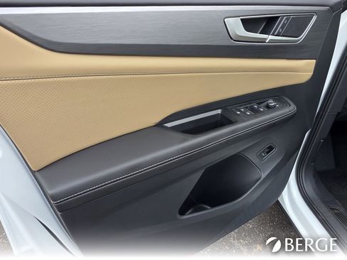 New 2026 Volkswagen Atlas Cross Sport SE image 12