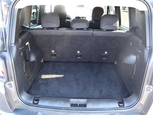 Used 2021 Jeep Renegade Latitude image 21