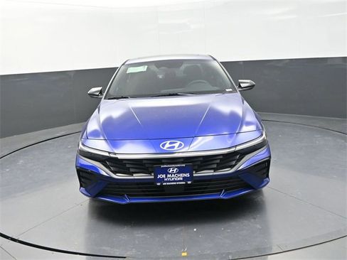 New 2026 Hyundai Elantra SEL Sport image 3