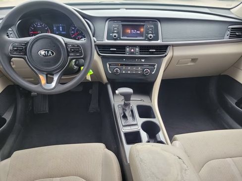 Used 2017 Kia Optima LX FWD image 10