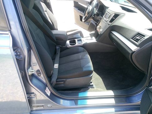 Used 2014 Subaru Legacy 2.5i Premium AWD/4WD image 24
