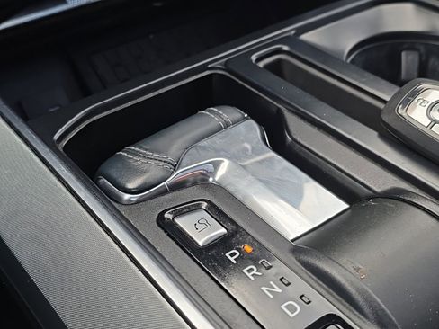 Used 2023 Ford F150 Limited image 16