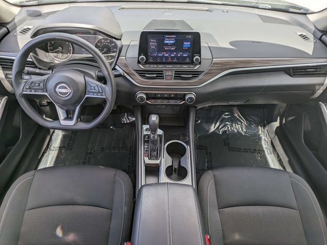 Used 2023 Nissan Altima 2.5 SV FWD image 14