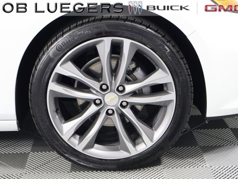 Certified 2024 Chevrolet Malibu LT image 3