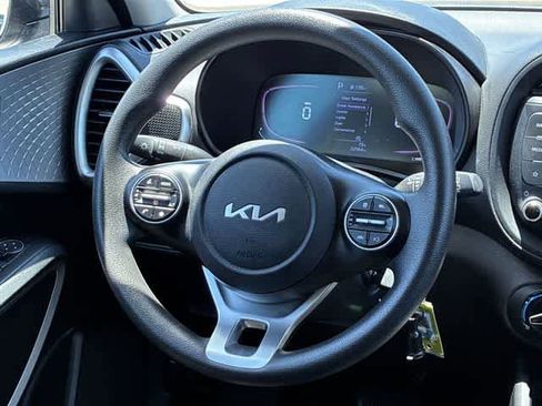 Used 2024 Kia Soul LX w/ Option Group 015 FWD image 23