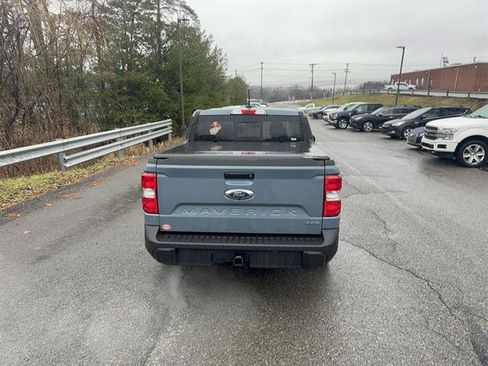 Certified 2024 Ford Maverick Lariat image 7