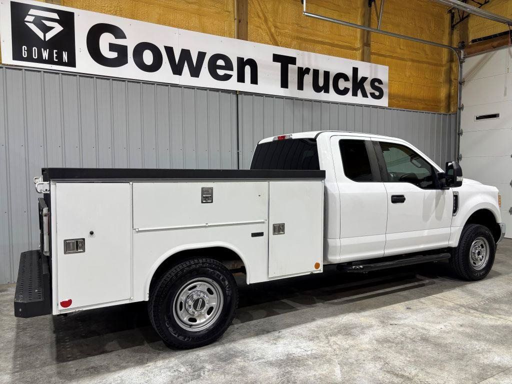 Used 2017 Ford F250 XL w/ Power Equipment Group AWD/4WD image 6