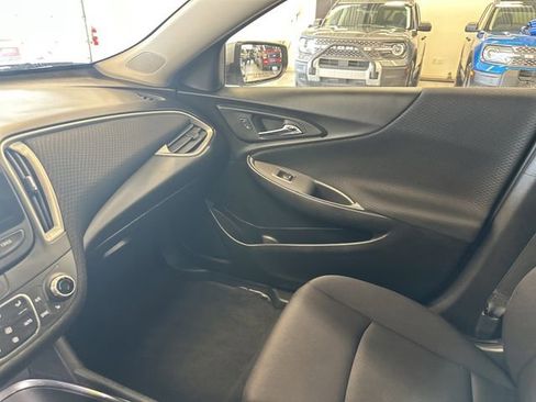 Used 2024 Chevrolet Malibu LT FWD image 20