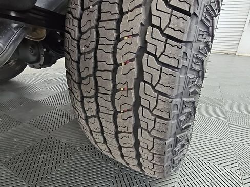 New 2026 GMC Canyon AT4 w/ Technology Plus Package image 51