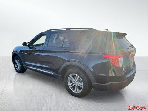 Used 2021 Ford Explorer XLT w/ Equipment Group 202A AWD/4WD image 3