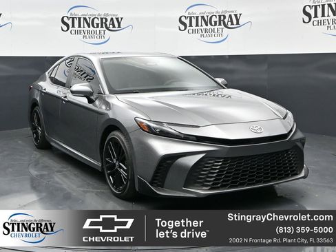 Used 2025 Toyota Camry SE w/ Multimedia Upgrade Package image 1